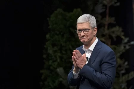 “Lời nói gió bay” của Tim Cook khiến Apple mất gần 500 triệu USD
